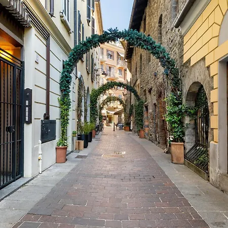 Сasa de vacaciones 7 Archi In Como