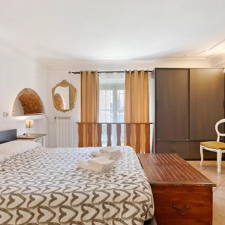 7 Archi In Como