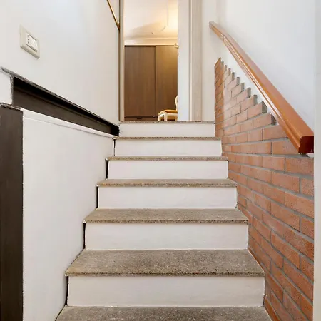 7 Archi In * Como